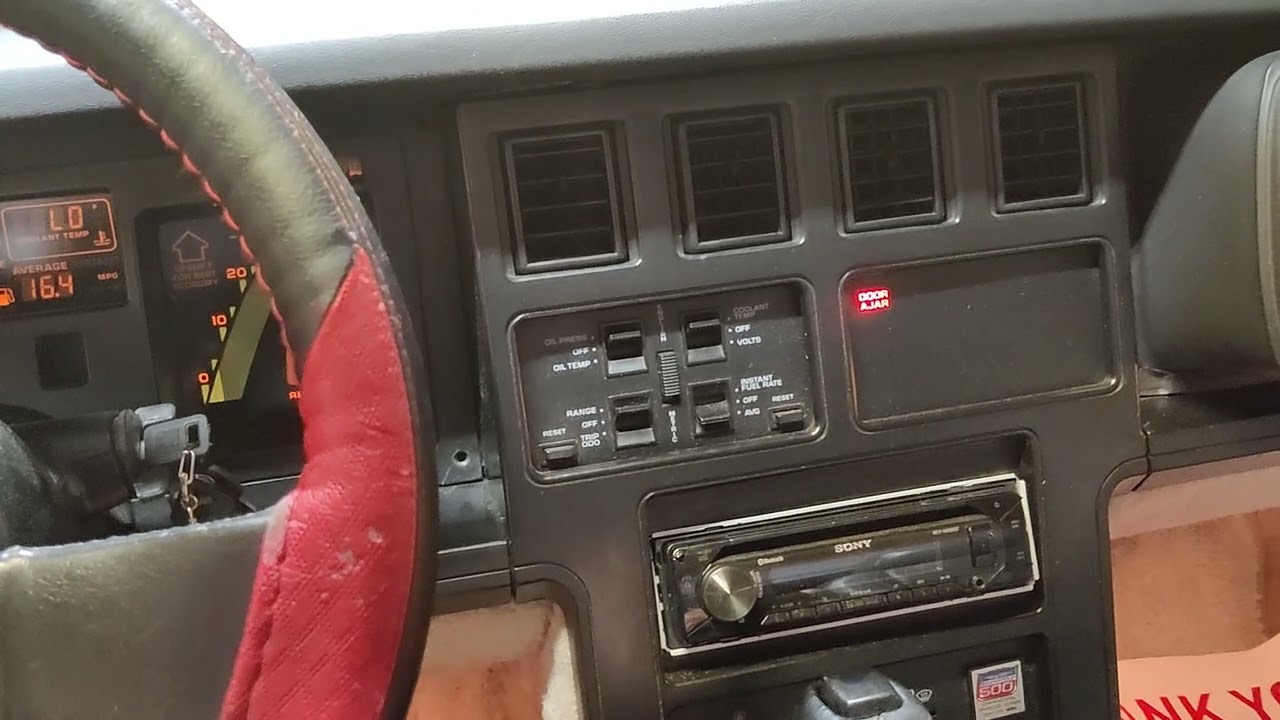 1986 Chevrolet Corvette C4 Cold Start