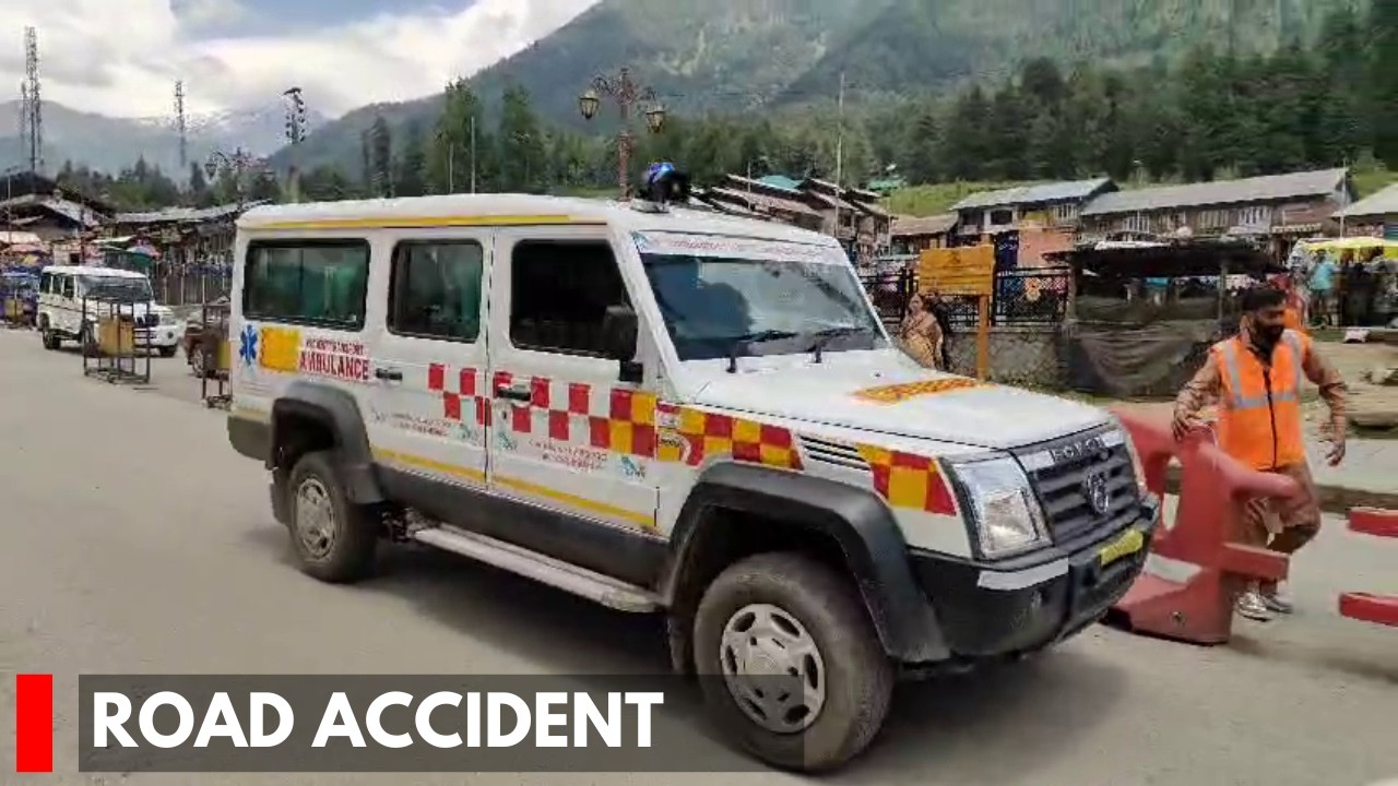 Anantnag: 2 Dead, Several Injured In Road Accident