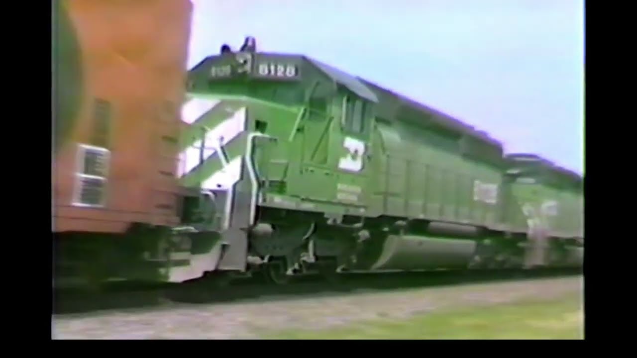 BURLINGTON NORTHERN RACETRACK! WESTERN SPRINGS, IL MAY 1981. F45's, SD45's, NEW GP39-2, E-UNITS!
