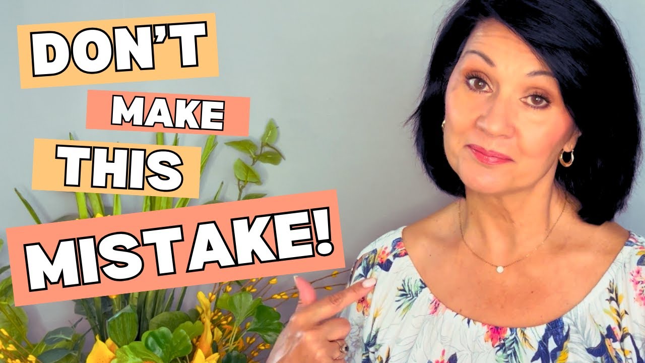 How to Choose the Right Colors for your Clothes and Makeup