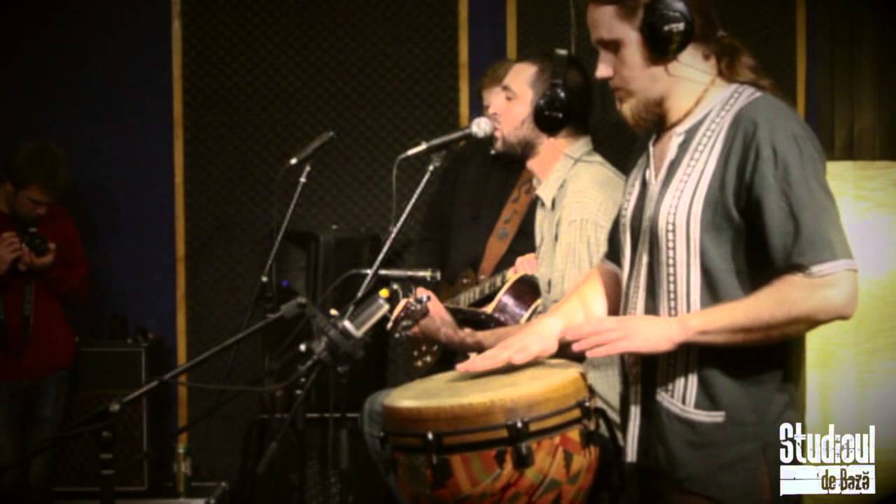 Aproape Unplugged - Cosmar (Live în Studioul de bază)