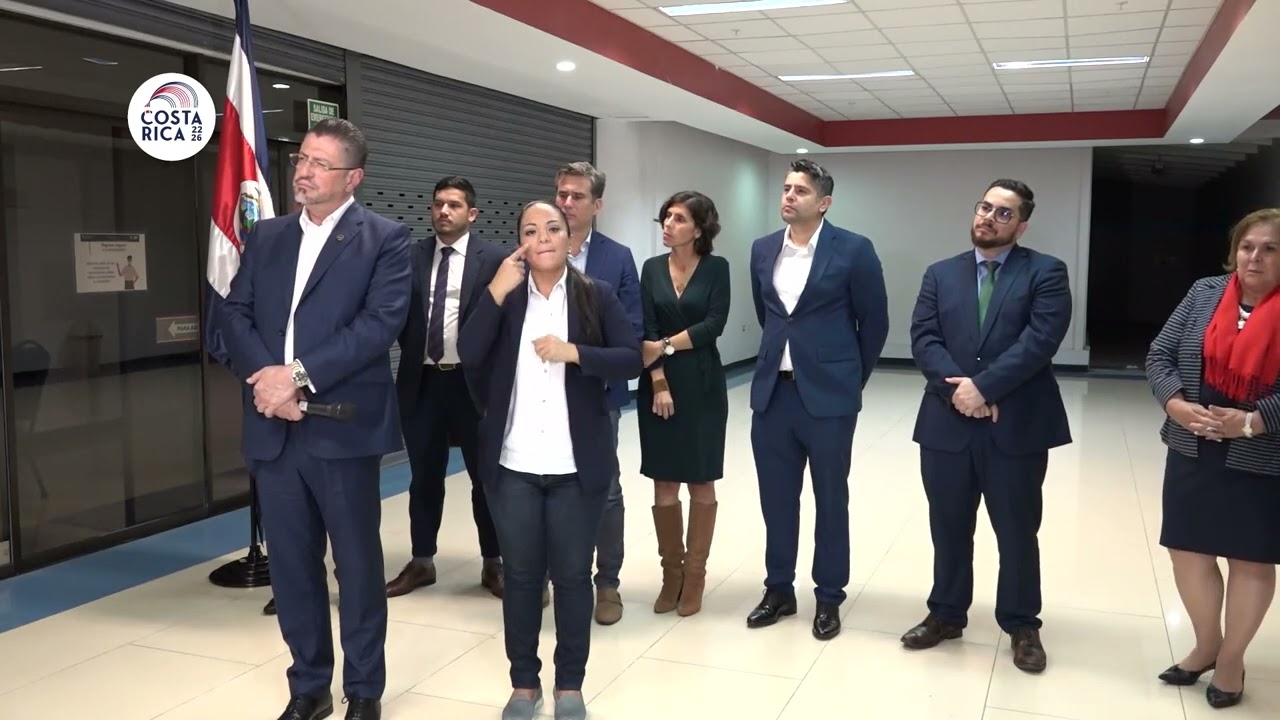 Atención a prensa del Presidente Rodrigo Chaves, tras su segundo día de gira en Cartago