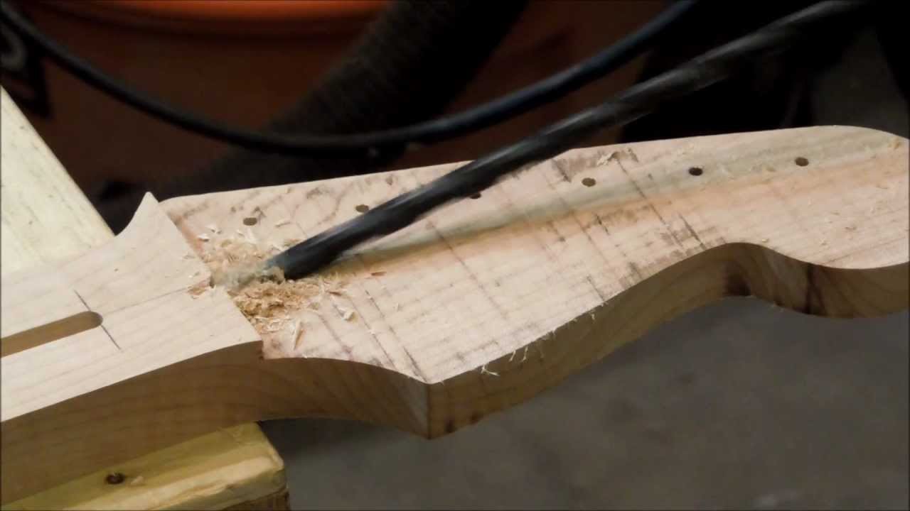 BBG-V003 Fabrication d'une guitare électrique - Début du manche