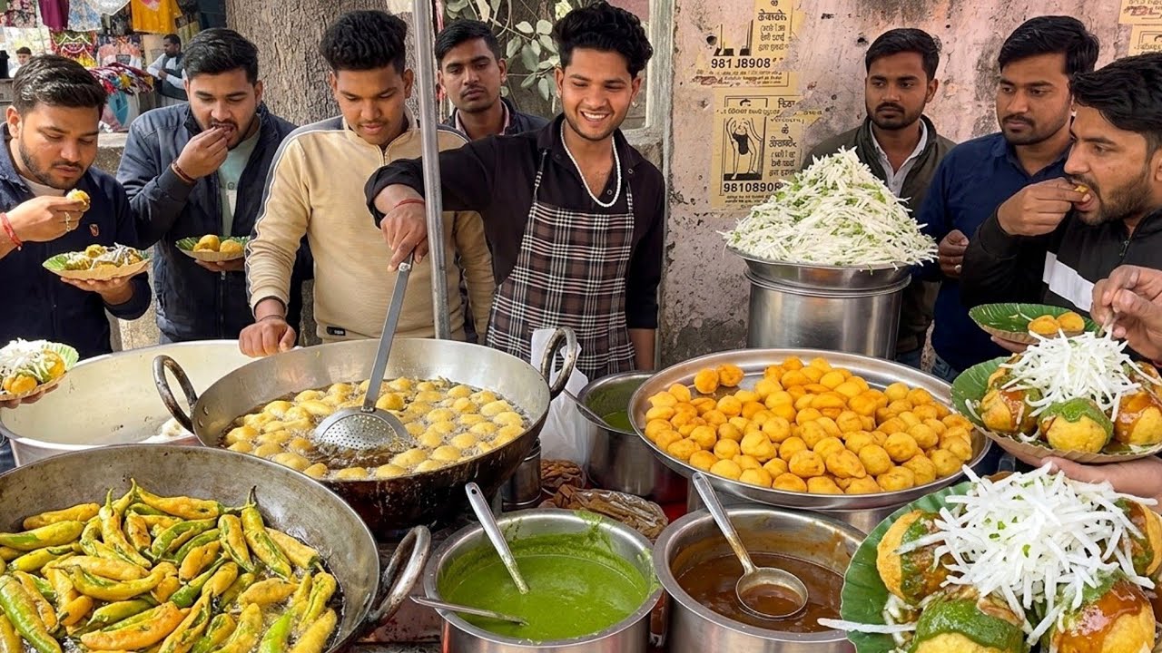 Father's 35 yrs Old street food cart managed by 4 sons | Indian street food Business 