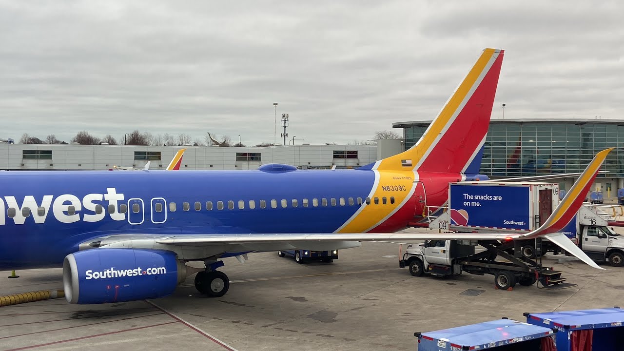 Chicago Midway (MDW) ~ Los Angeles (LAX) - Southwest Airlines - Boeing 737-800 - Full Flight