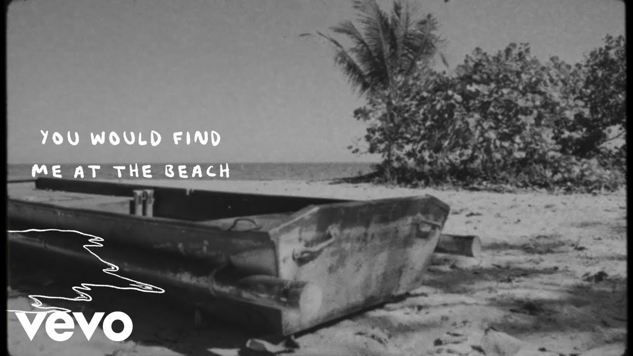 Gigi Perez - At The Beach, In Every Life (Lyric Video)
