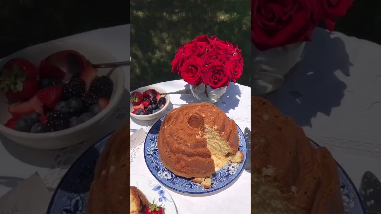 Follow it you love food, flowers, parties, and Disney! #disneyfood #partyideas