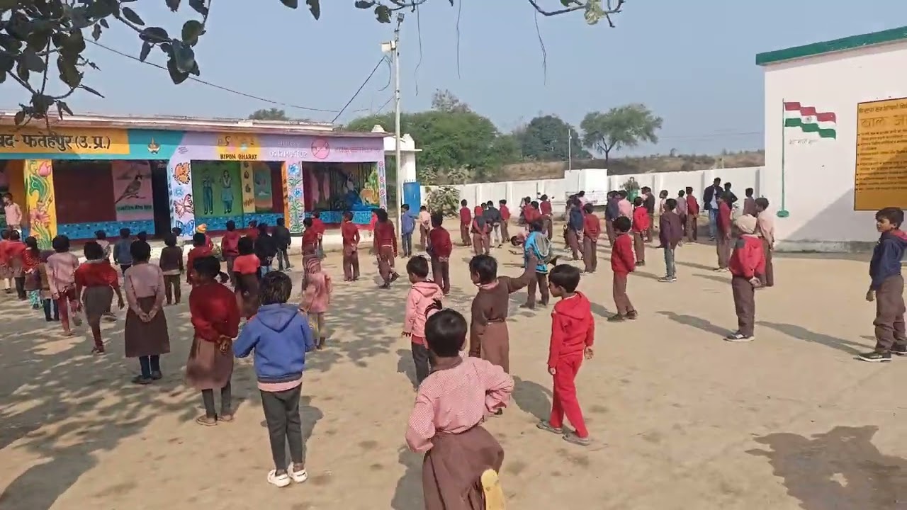 PMCS Kishanpur || सभी विद्यार्थी PT करते समय||