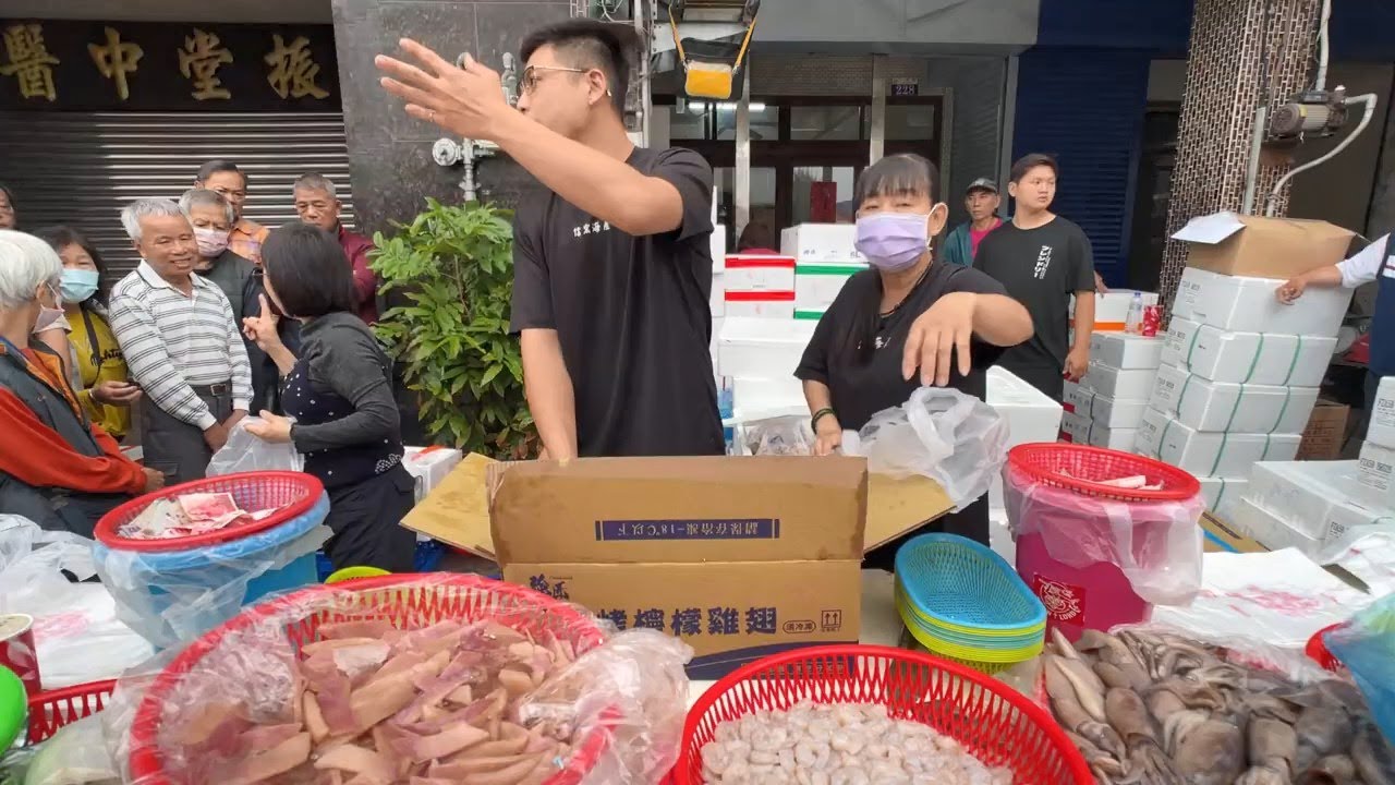 今天八卦山有賣 中彰海王子 台中烏日火車站三民街228號 海鮮拍賣 海鮮叫賣 直播 0329