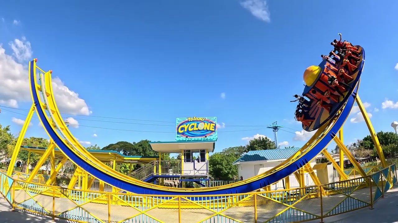 Cyclone [NEW 2025] Off-Ride - Dream World Thailand | Zamperla Disk'O 24
