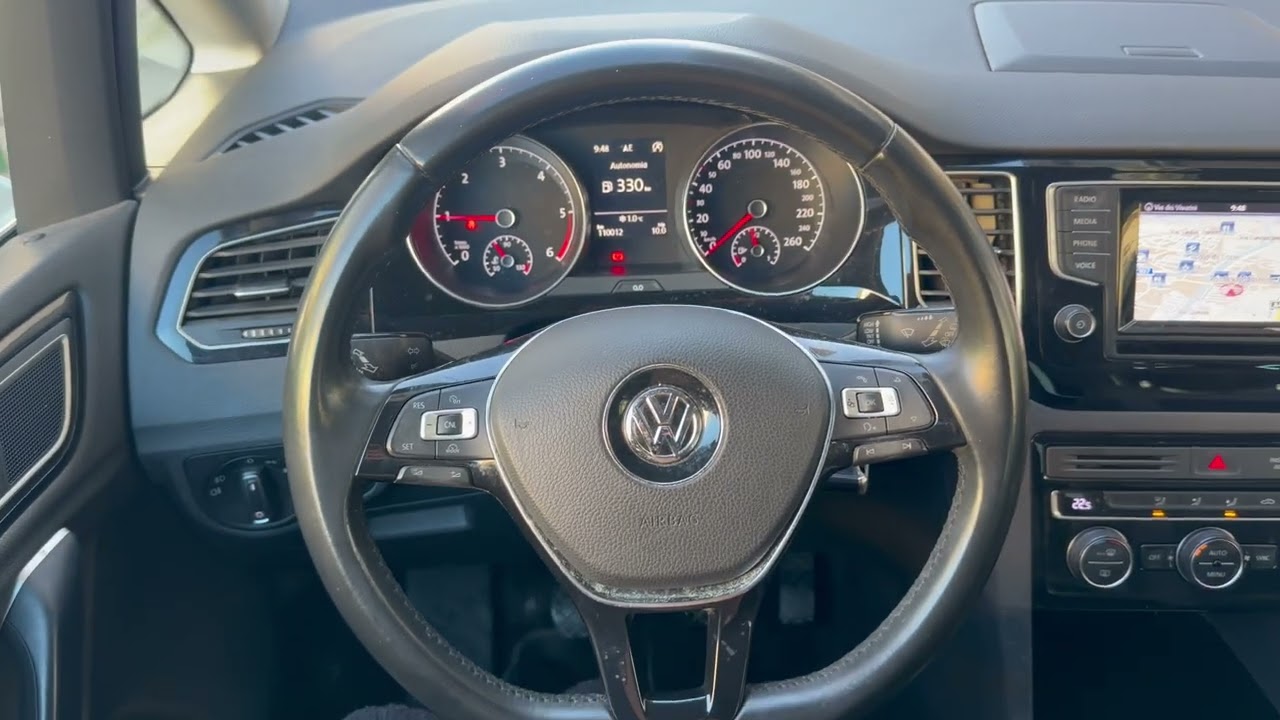 VOLKSWAGEN Golf Sportsvan 2.0 TDI Highline BlueMotion Technology