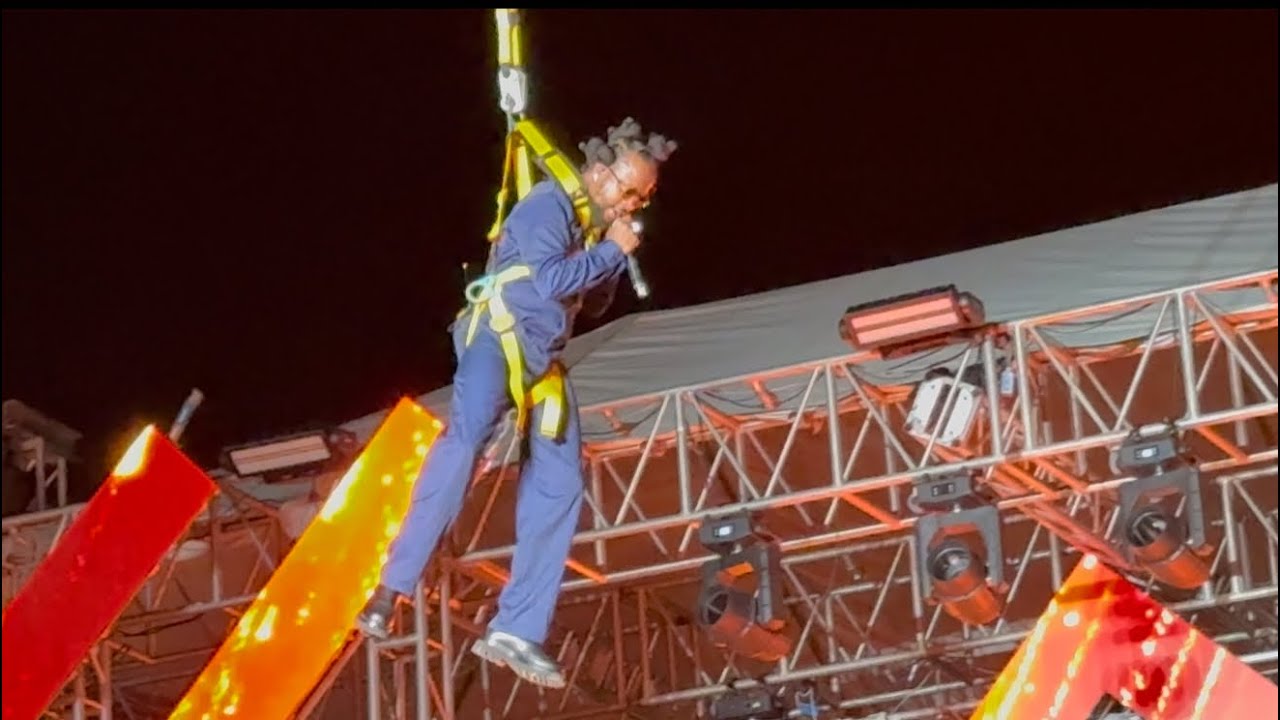 Popcaan Jump out Di Sky Pon Stage N Mash Up Streets Festival, Live Performance