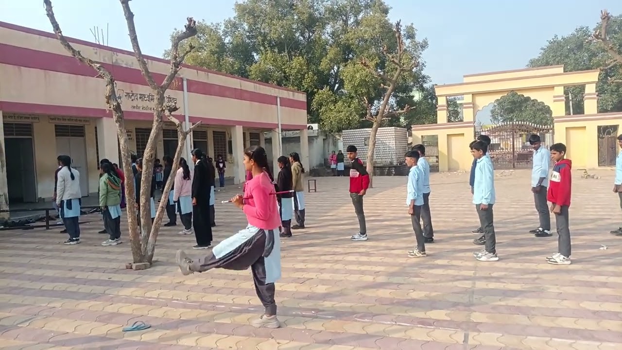 NCC cadet परेड की तैयारी करते हुवे GSSS Ramsisar Bhedwaliya 