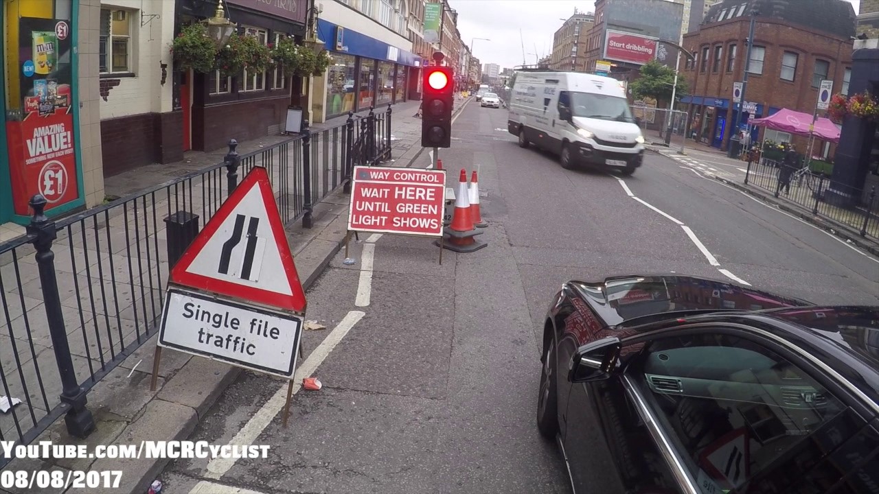 Most blatant red light jumper ever! - #London