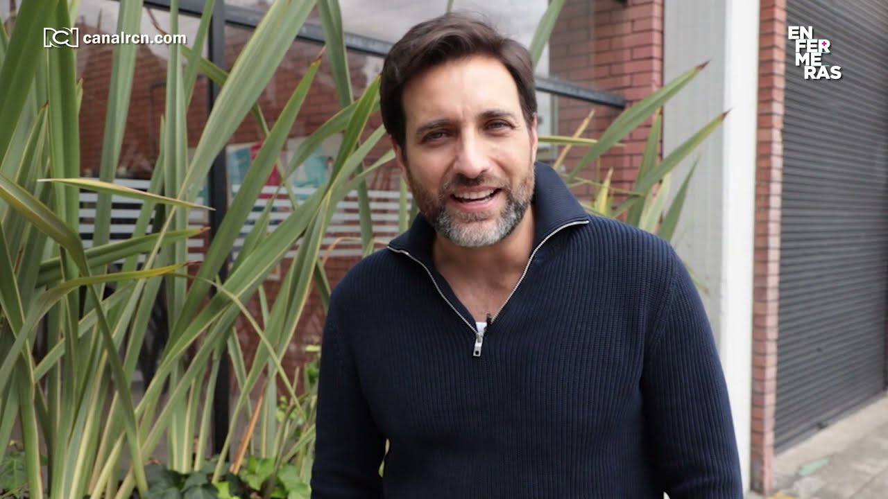 Las nuevas facetas que ha descubierto Andrés Suárez, actor que interpreta a Garnica en Enfermeras