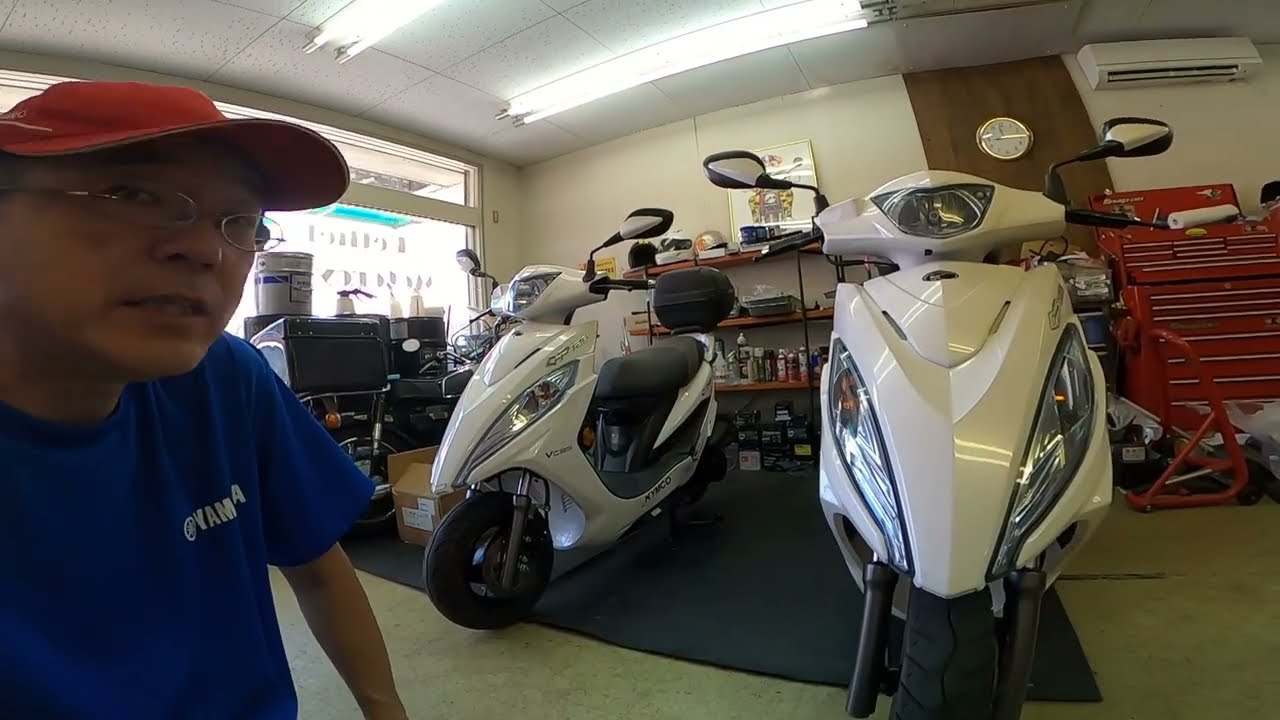 KYMCO GP125 新旧モデルを見比べてみました。GP125i GP125VCBS