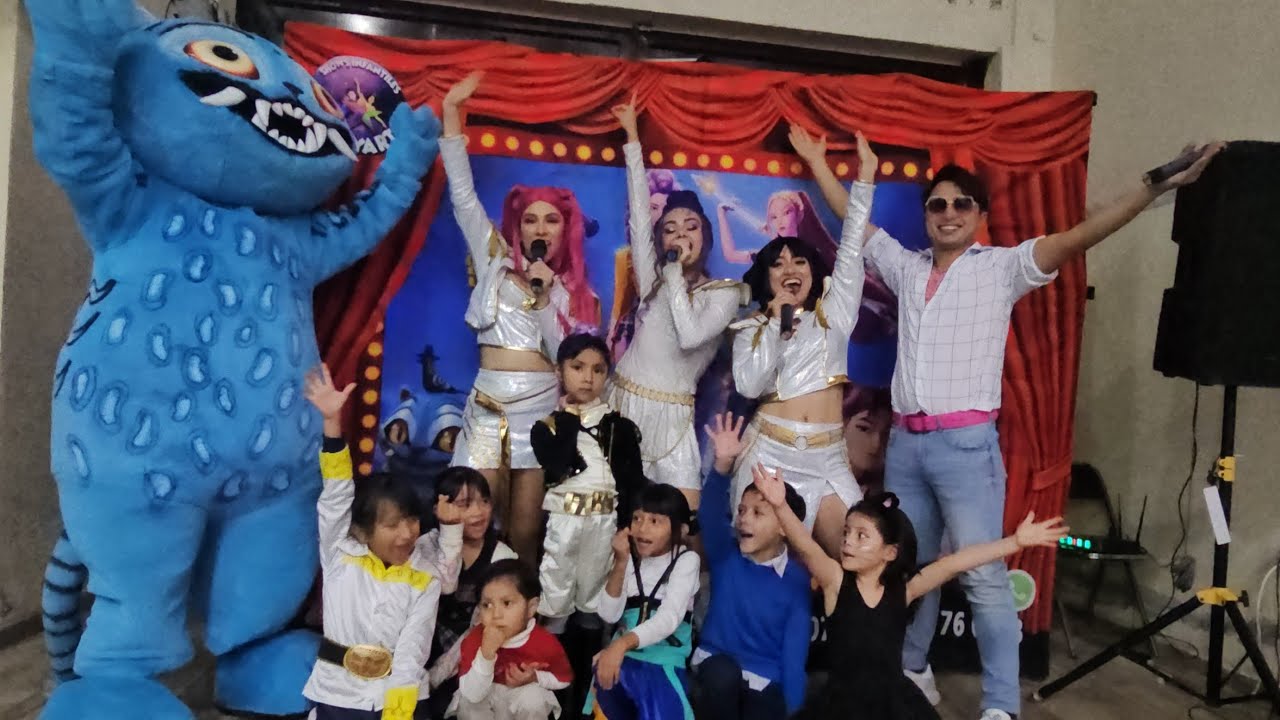 Las guerreras Kpop Demon Hunters show Cumpleaños Ximena 6 🎂 ✨ 👏🏻 🤗 🫶🏻 🎂 #Showkpop #showdemonhunters 