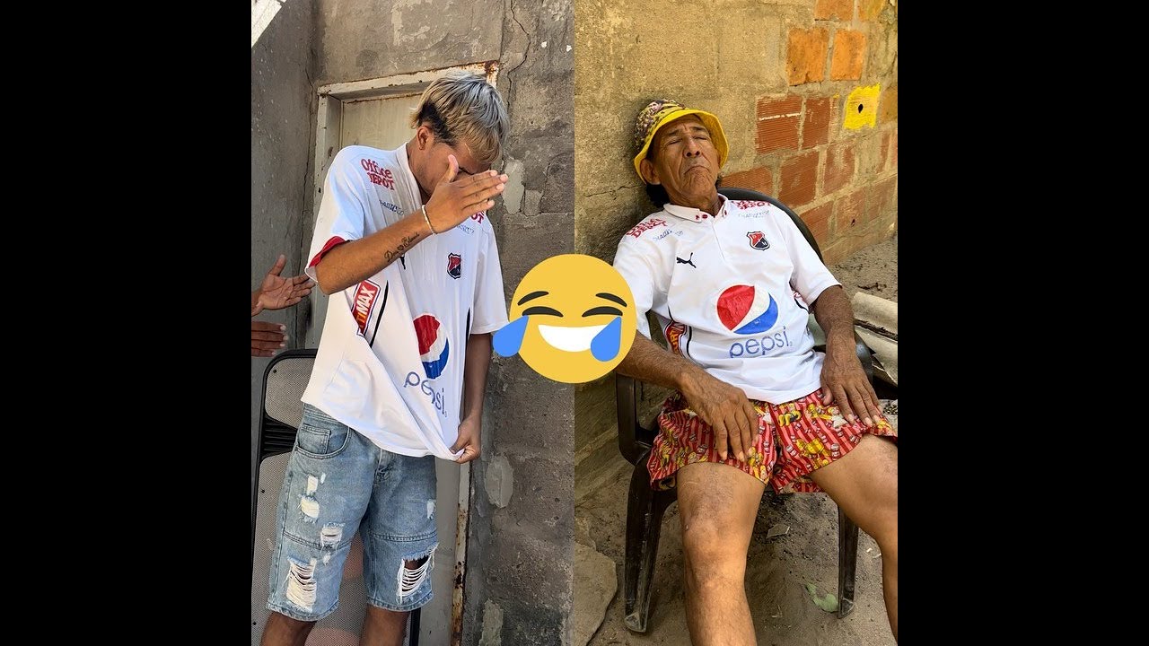 Broma al Pajuate y al Flaco, le colocamos la camisa del Medellin