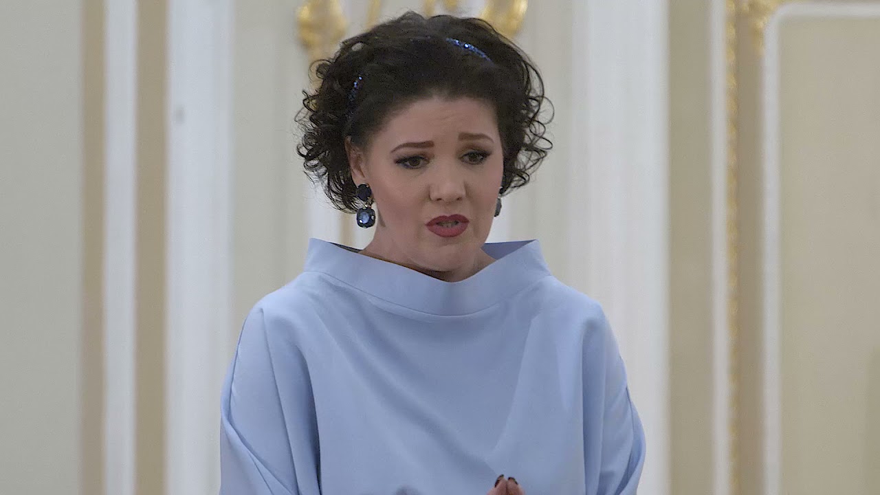 Oxana Shilova (soprano). Vincenzo Bellini. Il Pirata. Col sorriso d'innocenza...