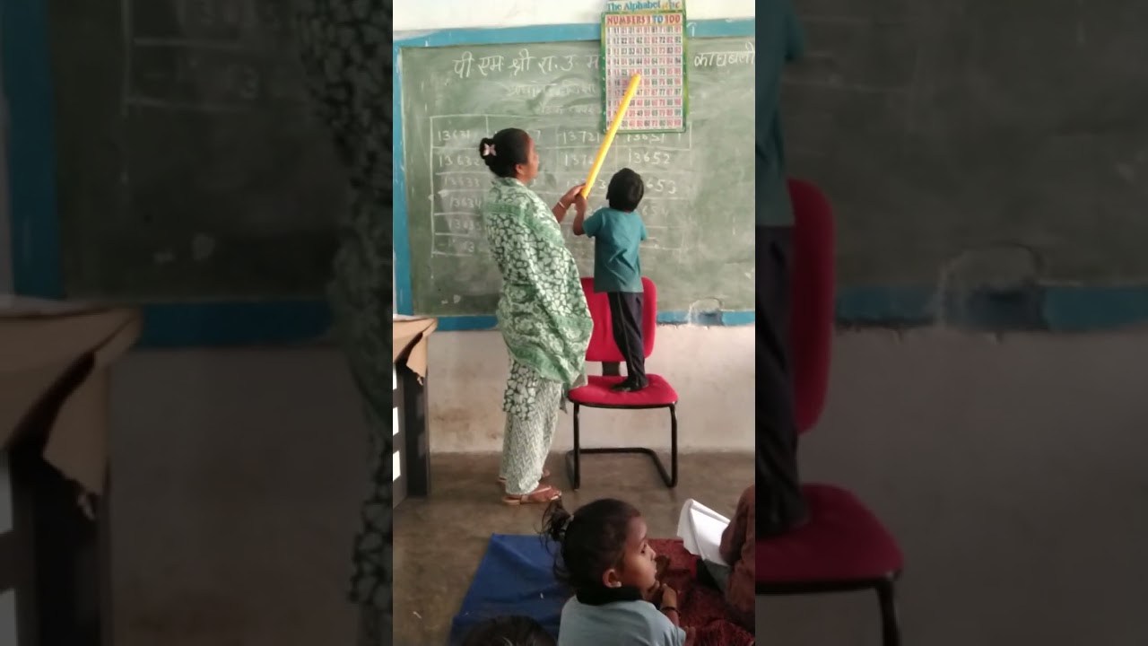 बाल वाटिका वाली बालिका गिनती बुलाती हुई ☺️❤️