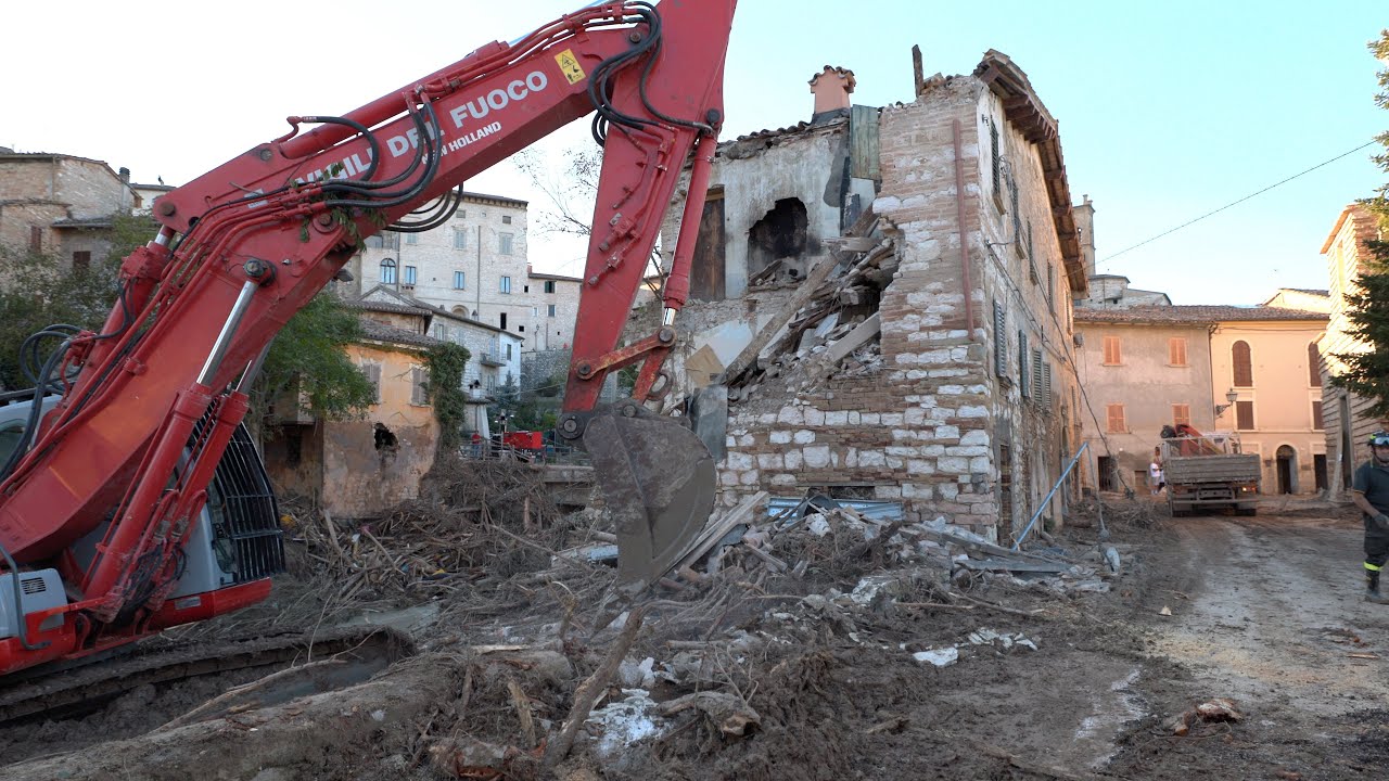 Alluvione Marche: Pergola, Petrara, Monterosso, Ostra (tutte le immagini in HDR)