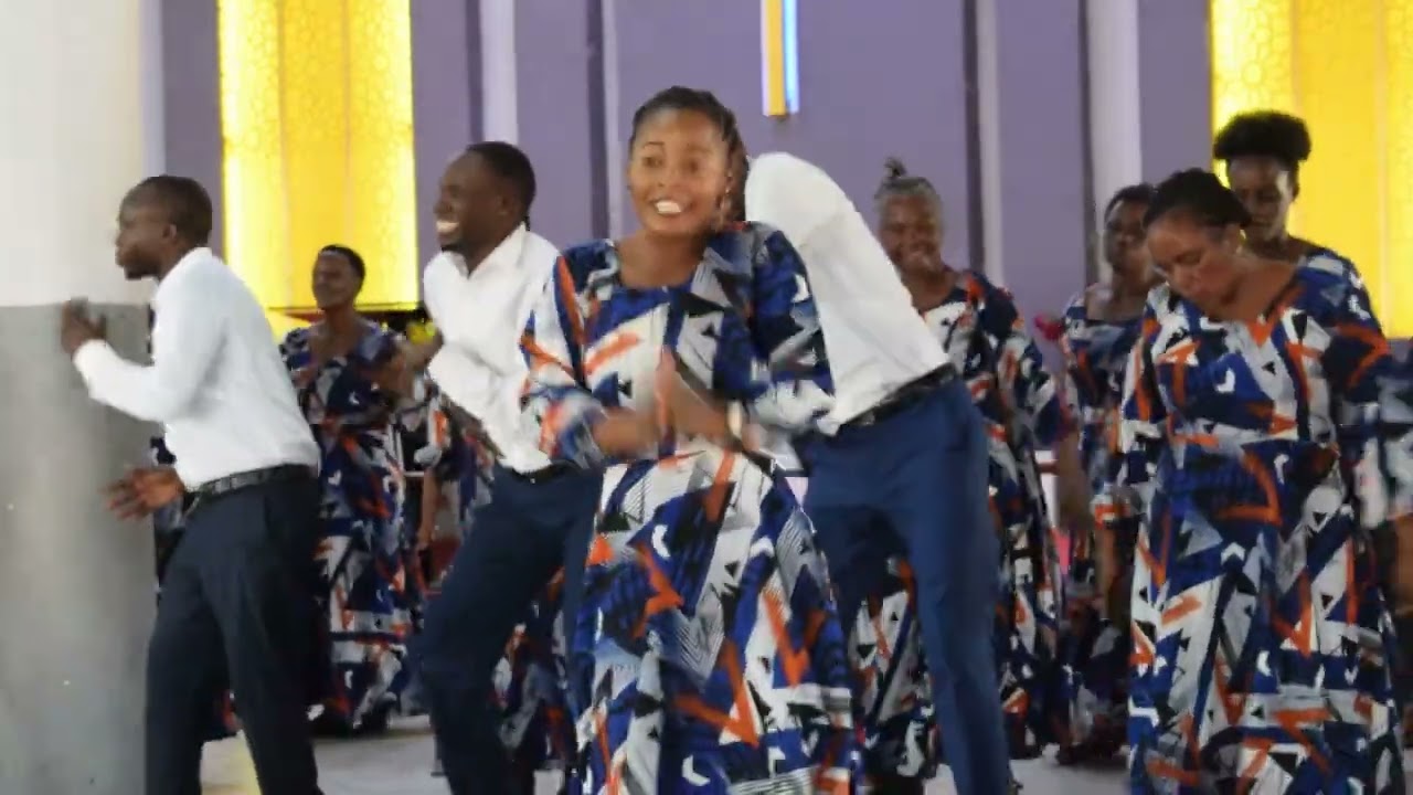 REVIVAL CHOIR ,SONG:NYENYEKEENI