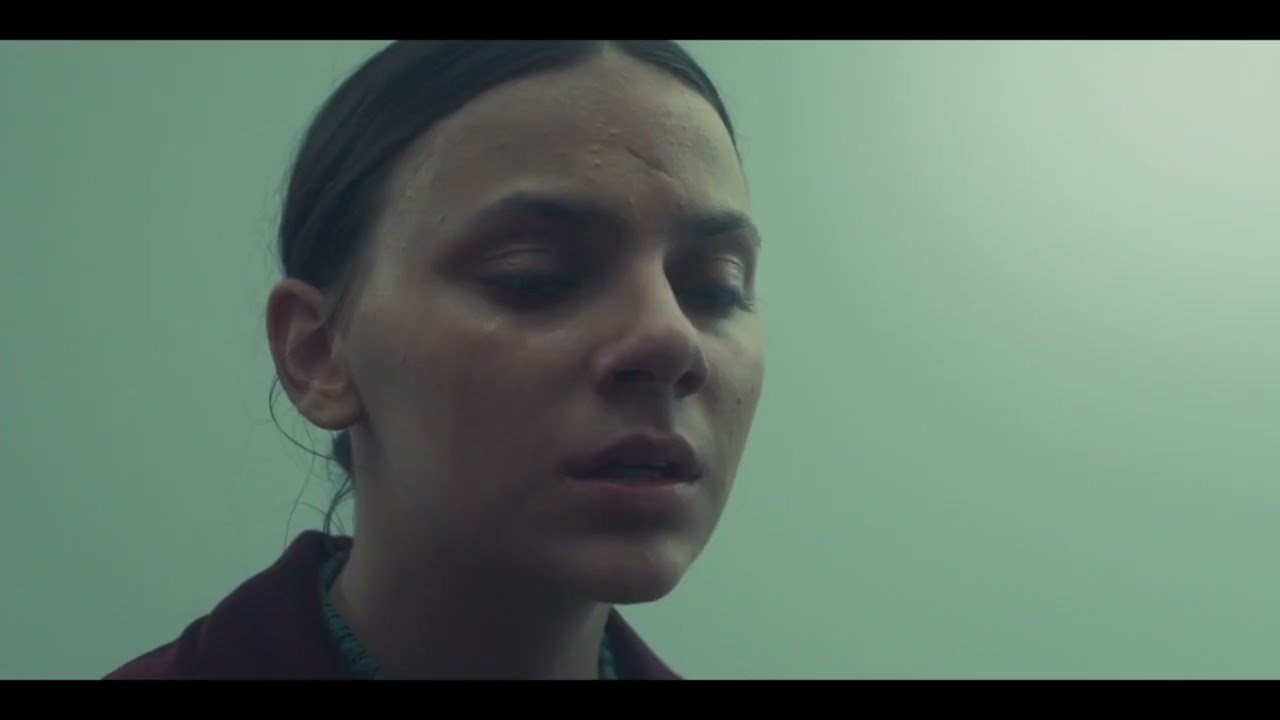 His Dark Materials Season 3 - Lyra leaves Pantalaimon Behind