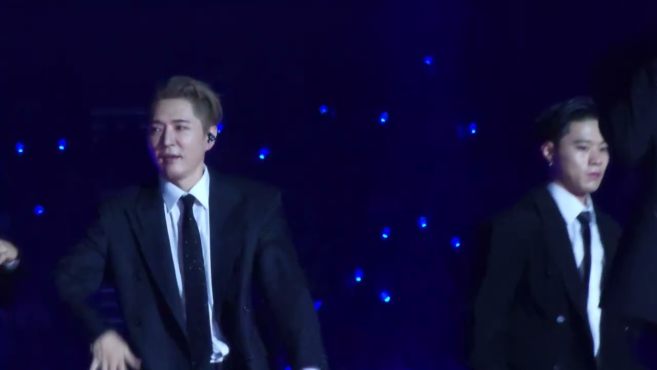 god 애수 | 20251206 iconic box