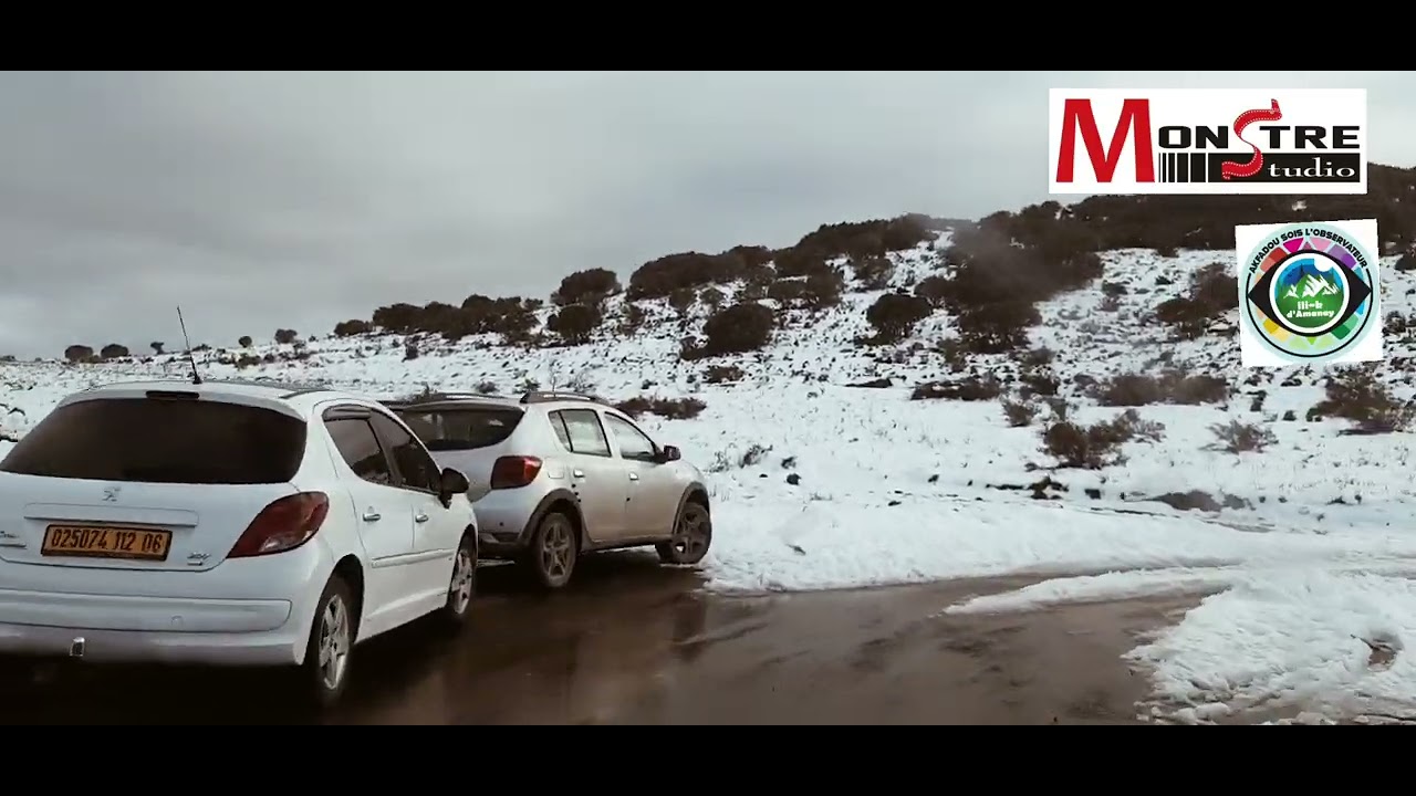 Balade sur la route qui mène vers l'antenne d'Akfadou