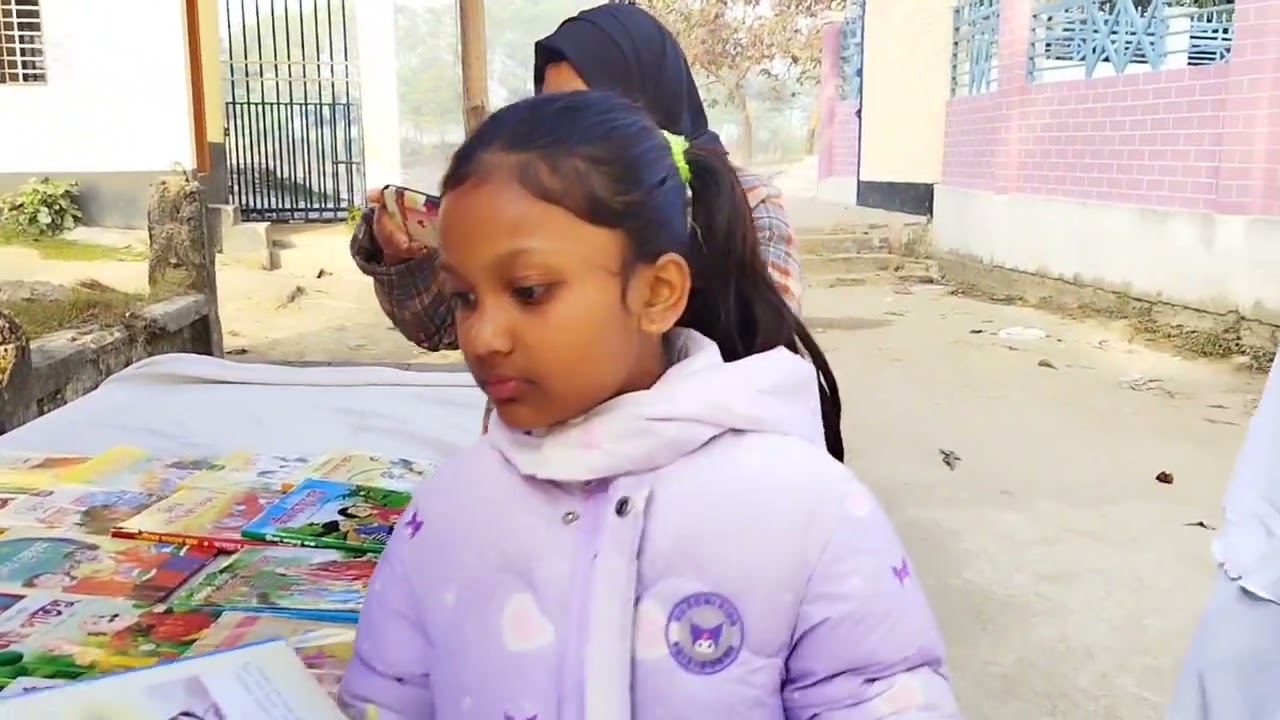 ইলিয়াস কাঞ্চন এর বিয়ের উপলক্ষে আমরা ঘুরতে গিয়েছিলাম মাইকেল মধুসূদন দত্তের বাড়ি তাই সবকিছু বন্দী 