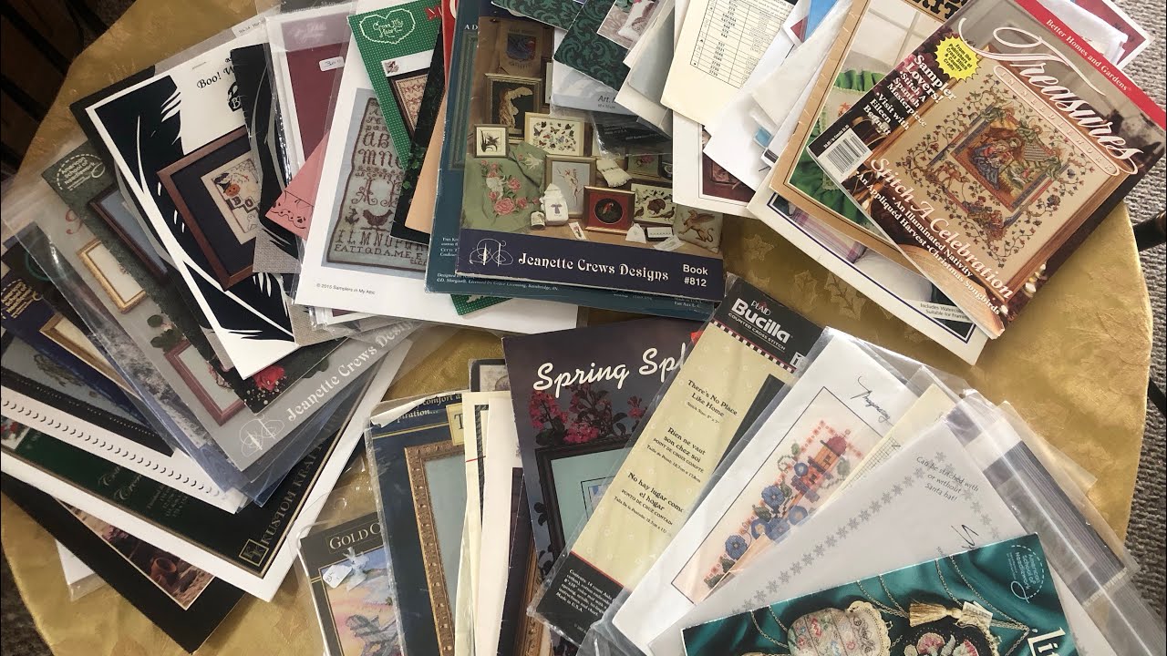 Flosstube Extra: Vintage Cross Stitch Stash flip through, see my summer finds! 