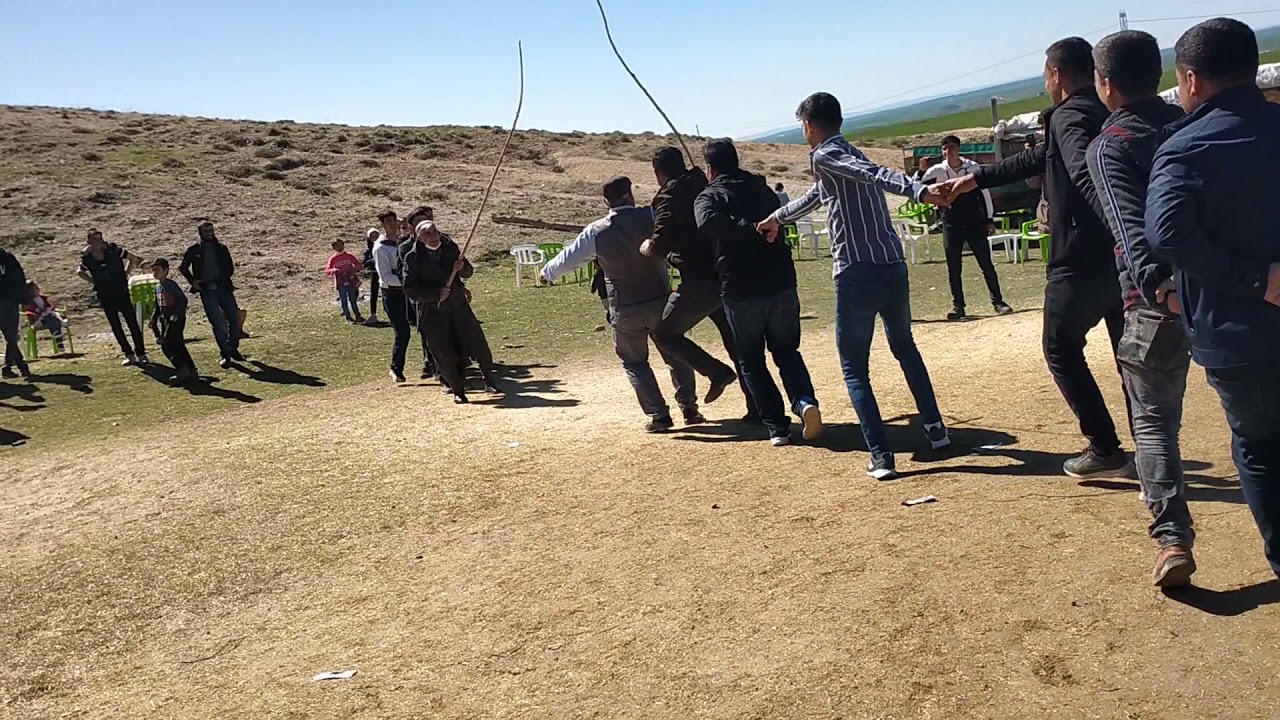 Diyarbakır Hazro  kırmataş köyün halayı
