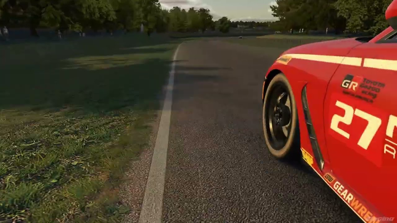 iRacing journey - bottom split chaos