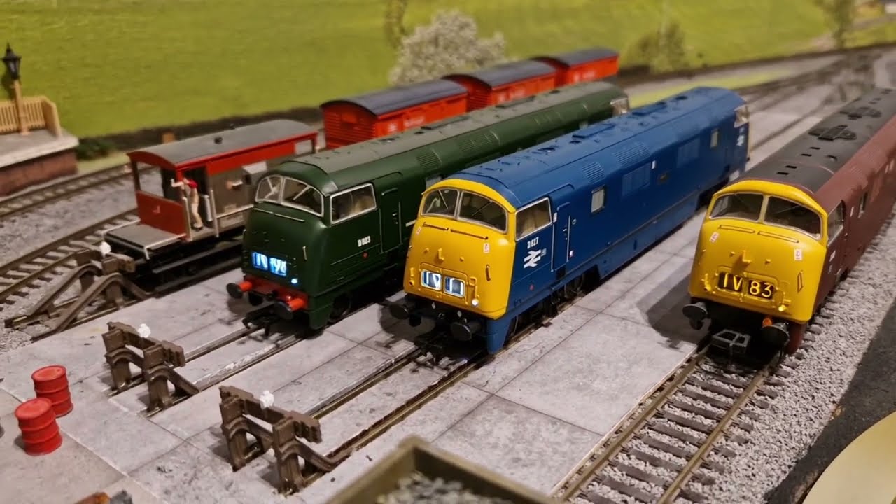 Bachmann Warships Class 42 & Class 43