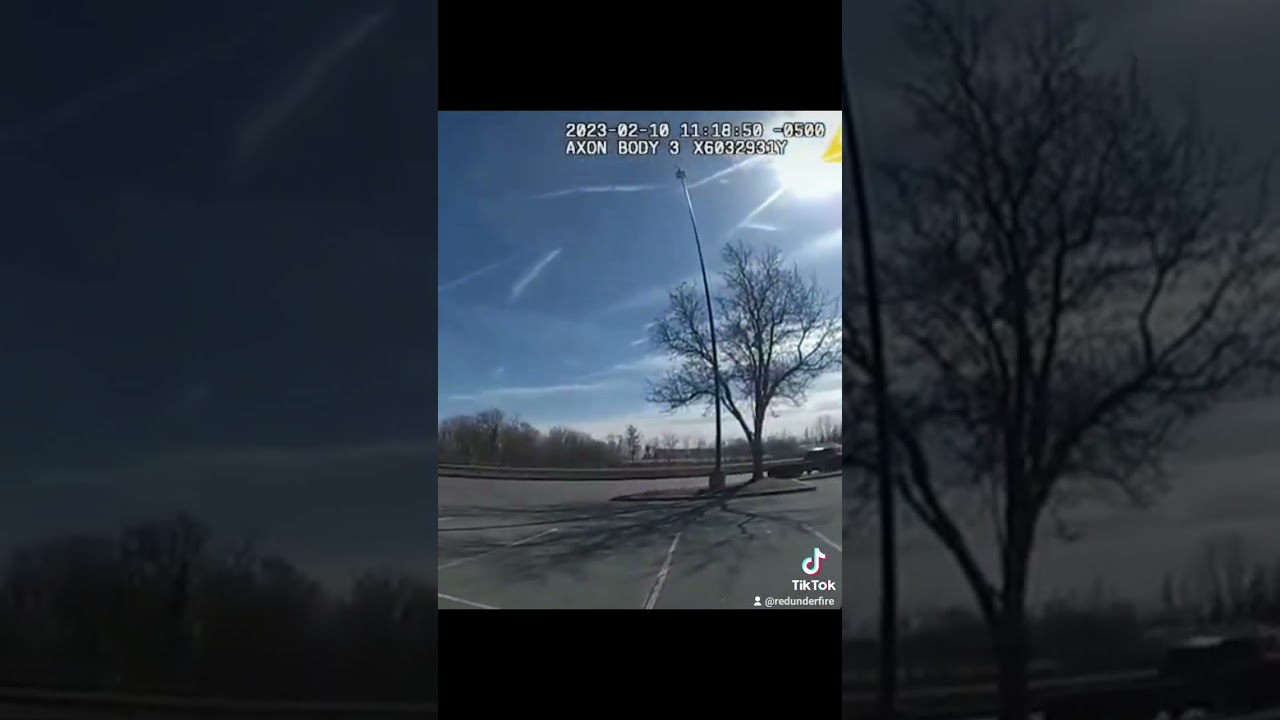LEAKED BODYCAM FOOTAGE ANGRY POLICE TAKE CITIZEN TO JAIL FOR MIDDLE FINGER 