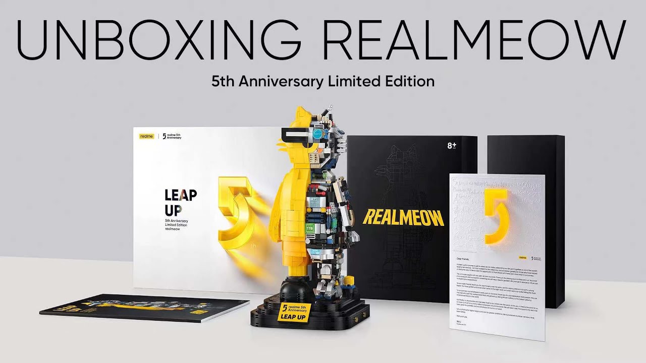 Unboxing 5th Anniversary Limited Edition&nbsp;realmeow