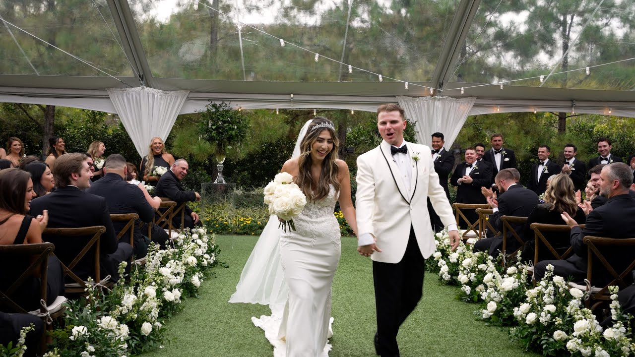 Amanda and Trey's Bilingual Wedding Ceremony at Hotel Drover