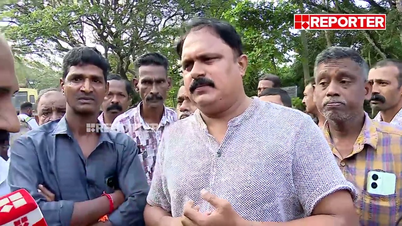 പുറത്തെടുക്കുമ്പോഴേ മൂന്ന് പേ‍ർക്ക് അനക്കമില്ലായിരുന്നു, കാർ വെട്ടിപ്പൊളിച്ചാണ് പുറത്തെടുത്തത്