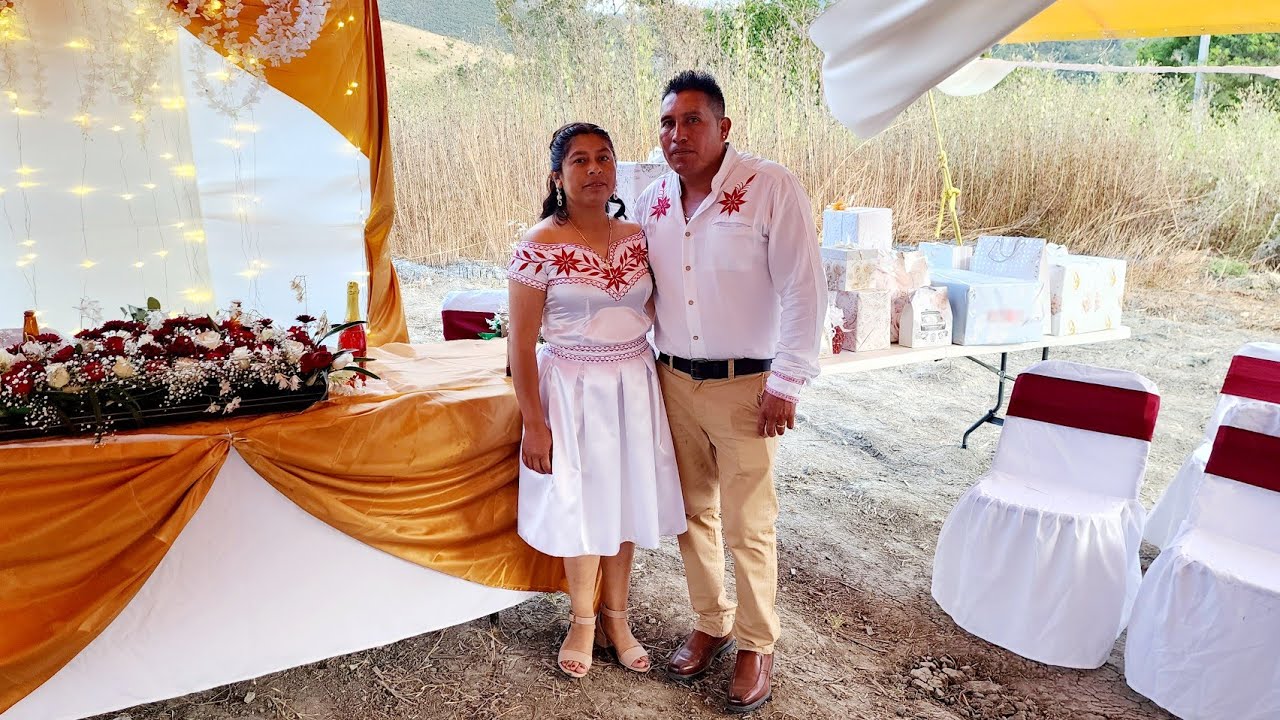 BODA CIVIL DE Javier e Ines en Retoño, San Juan Mixtepec, Oaxaca
