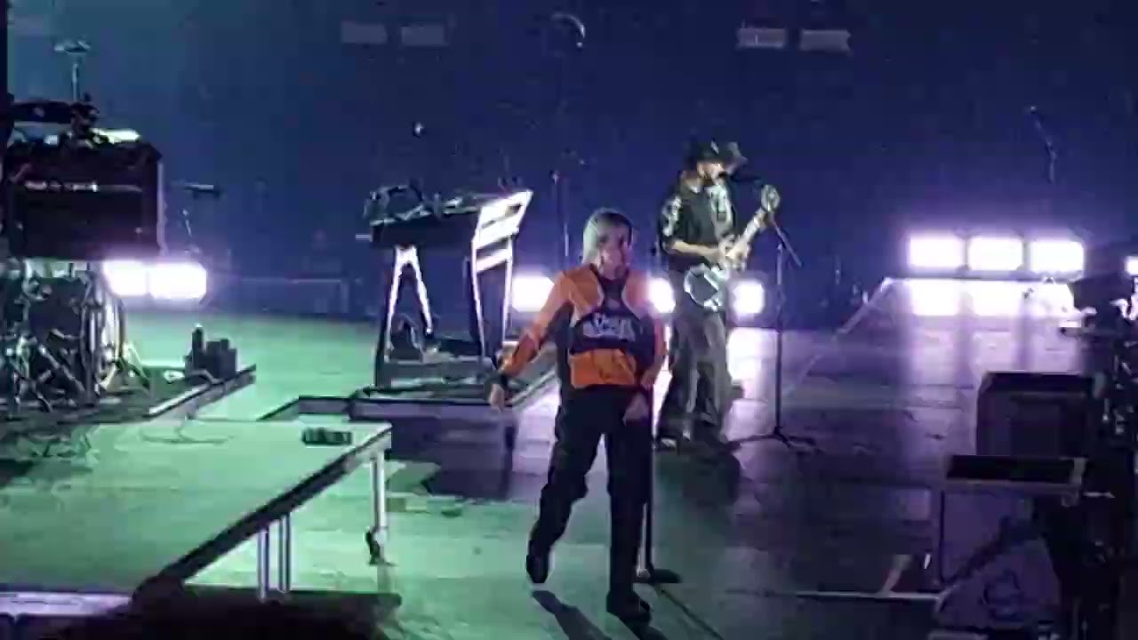 Cut the Bridge by Linkin Park, 10/03/2026 from Rod Laver Arena Melbourne Australia.