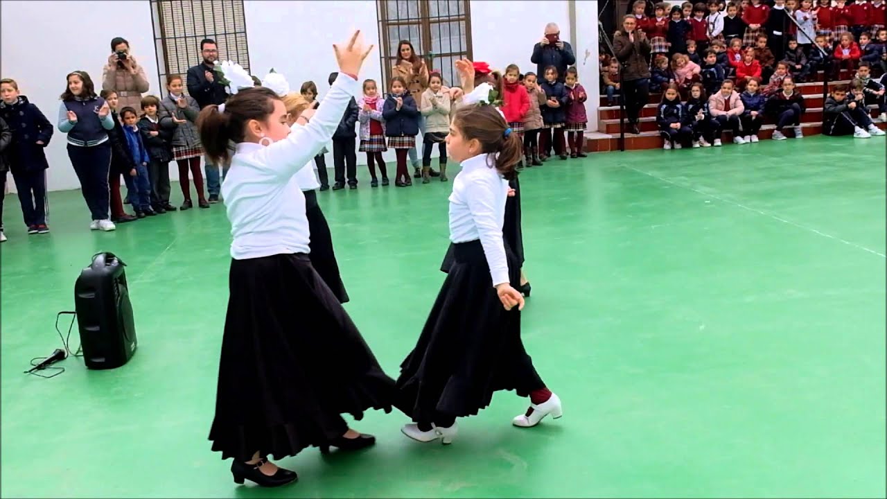 Colegio La Milagrosa · Baila por Sevillanas