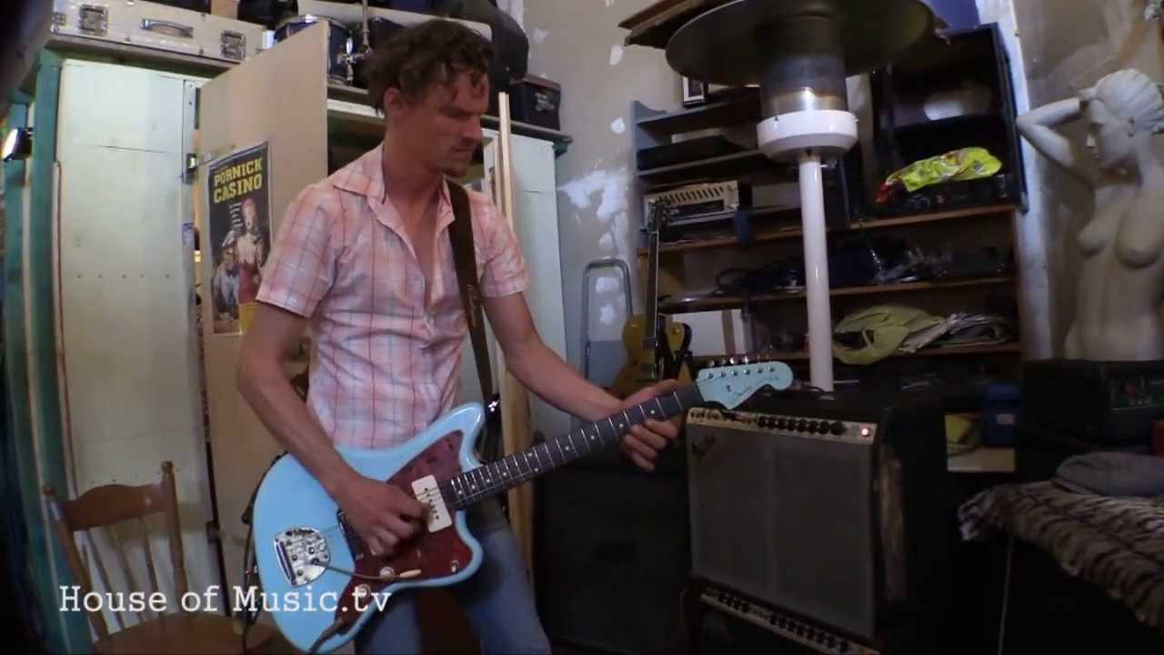 Jancee Pornick Casino - Gitarre - House Of Music.tv