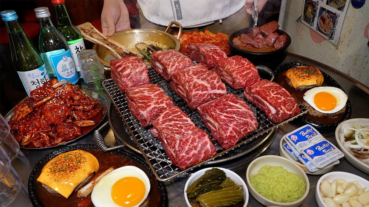 완전 죽은 골목 살린 월매출 2억 갈비? 대낮부터 줄서서 먹는 고기해장국, 냉면까지 서비스로 주는 대박 갈빗집┃Marinated beef ribs / KoreanStreetFood
