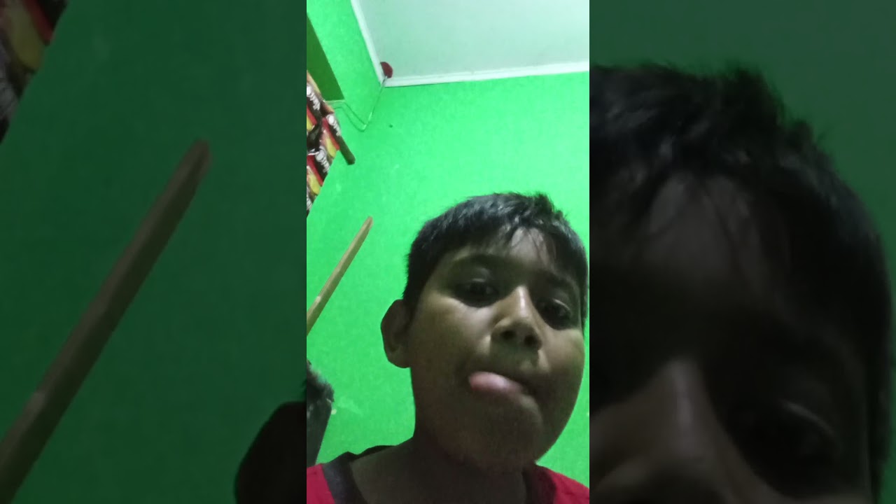 Makan sate 200 tusuk