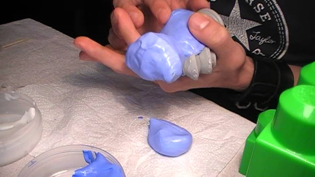 Mouler une figurine partie 1 (siligum style)