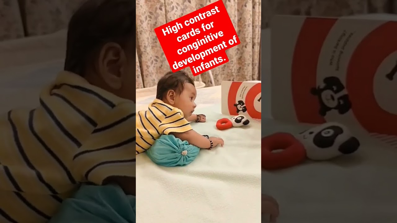 Baby early Cognitive Development with high contrast cards by visual simulation 