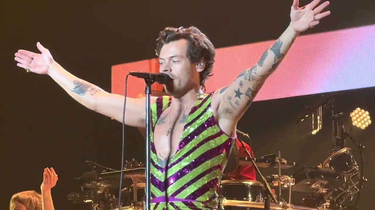 Harry Styles - What Makes You Beautiful (원곡: One Direction )(230320 4K Live Korea KSPO 해리 스타일스 내한)