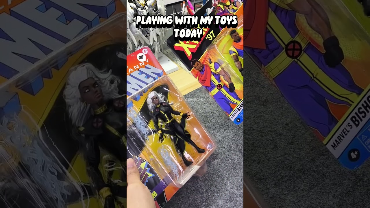 Then Vs. Now #marvellegends #gundam #gunpla #divitoy #toy #figure #Trot #marvel