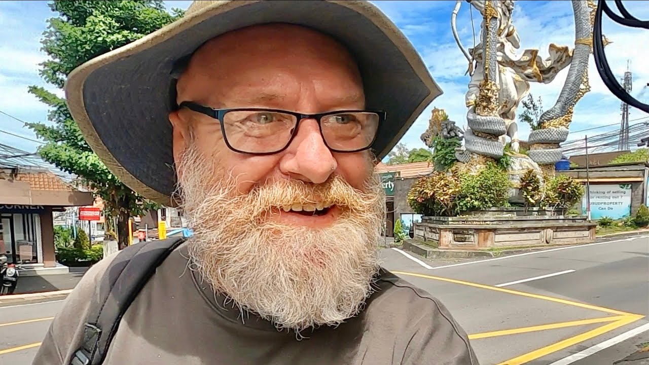 Living the dream in Bali. The freedom of having nothing.