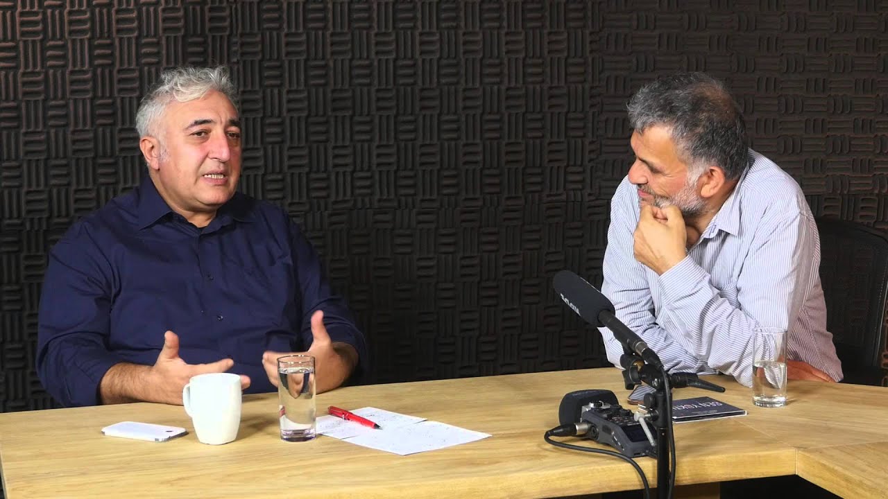 Siyaset bilimci Prof. Hakan Yılmaz ile az siyaset, çok müzik